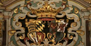 Residenzschloss Urach, Detail des Wappens im Goldenen Saal.