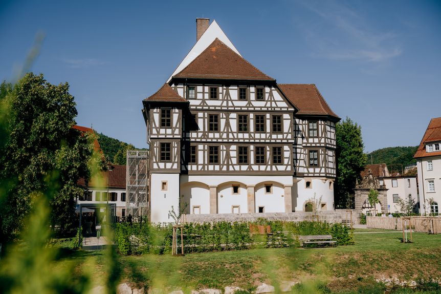 Residenzschloss Urach, Außenansicht
