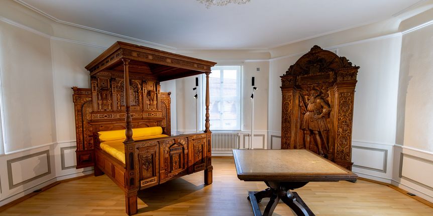 Residenzschloss Urach, Prunkbrett Gesamtansicht