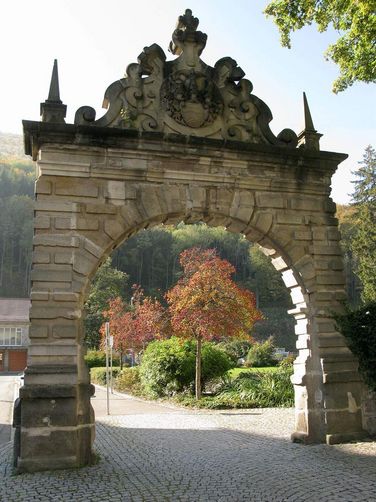 Urach Residential Palace, View through the archway