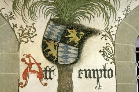 Detailansicht von der Wandmalerei im Palmensaal von Schloss Urach