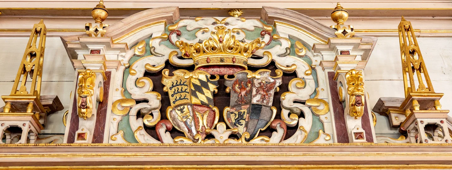 Urach Residential Palace, the crest in the Golden Hall
