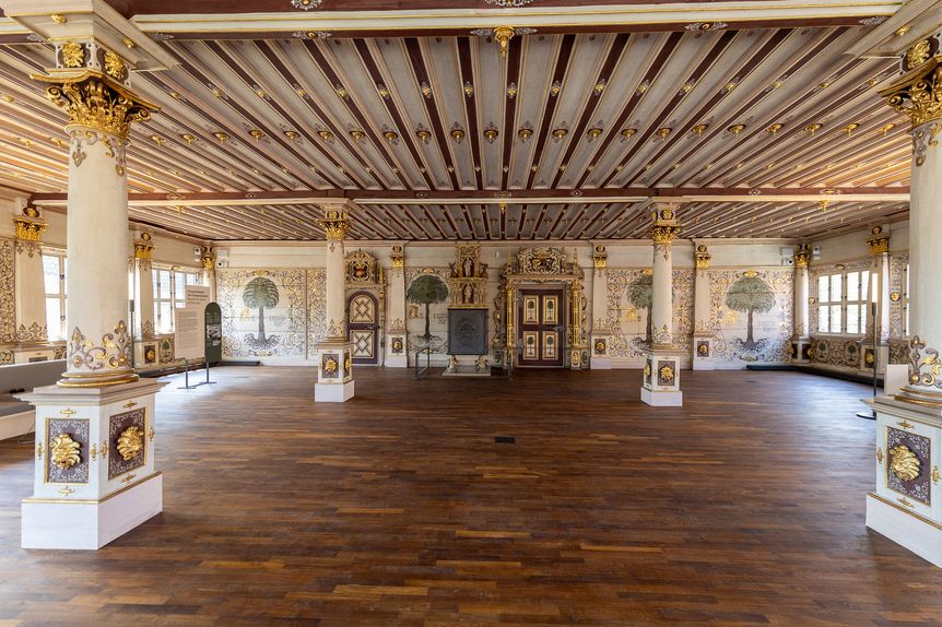 Residenzschloss Urach, Gesamtansicht Goldener Saal