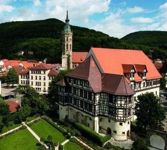 Luftansicht des Residenzschlosses in Urach