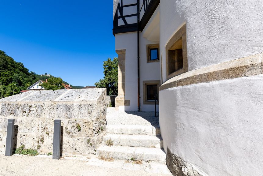 Residenzschloss Urach, Mauer im Erdgeschoss